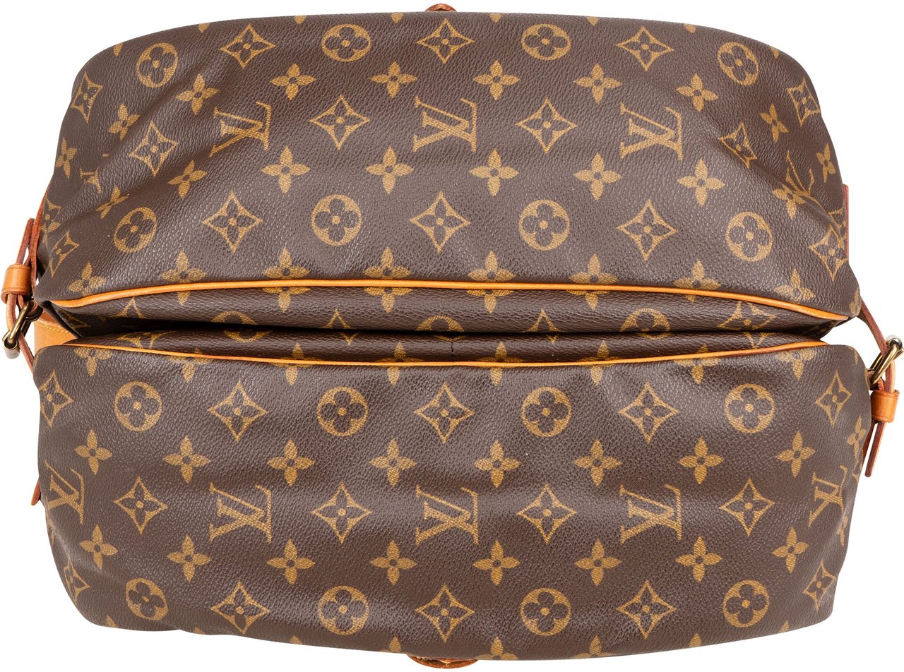 Louis Vuitton Louis Vuitton Canvas Monogram Saumur 35 Crossbody Bag Bruin