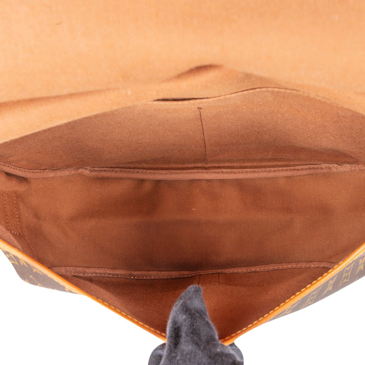 Louis Vuitton Louis Vuitton Canvas Monogram Saumur 35 Crossbody Bag Bruin