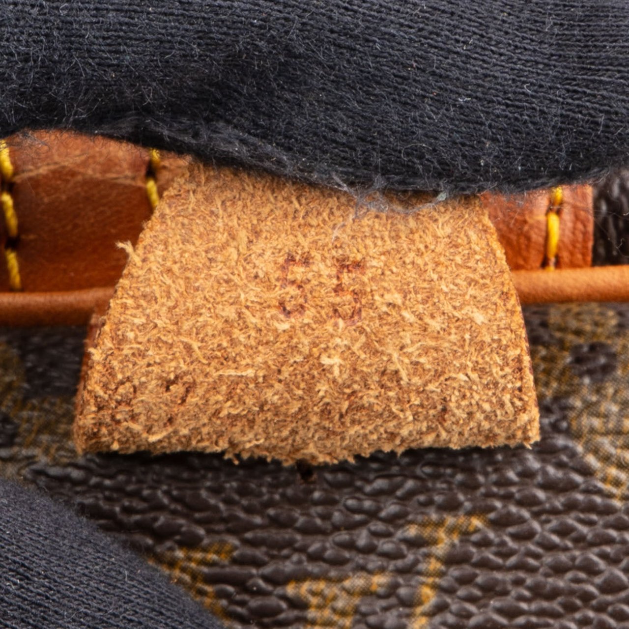 Louis Vuitton Louis Vuitton Canvas Monogram Sac Souple 55 Travel Bag Bruin