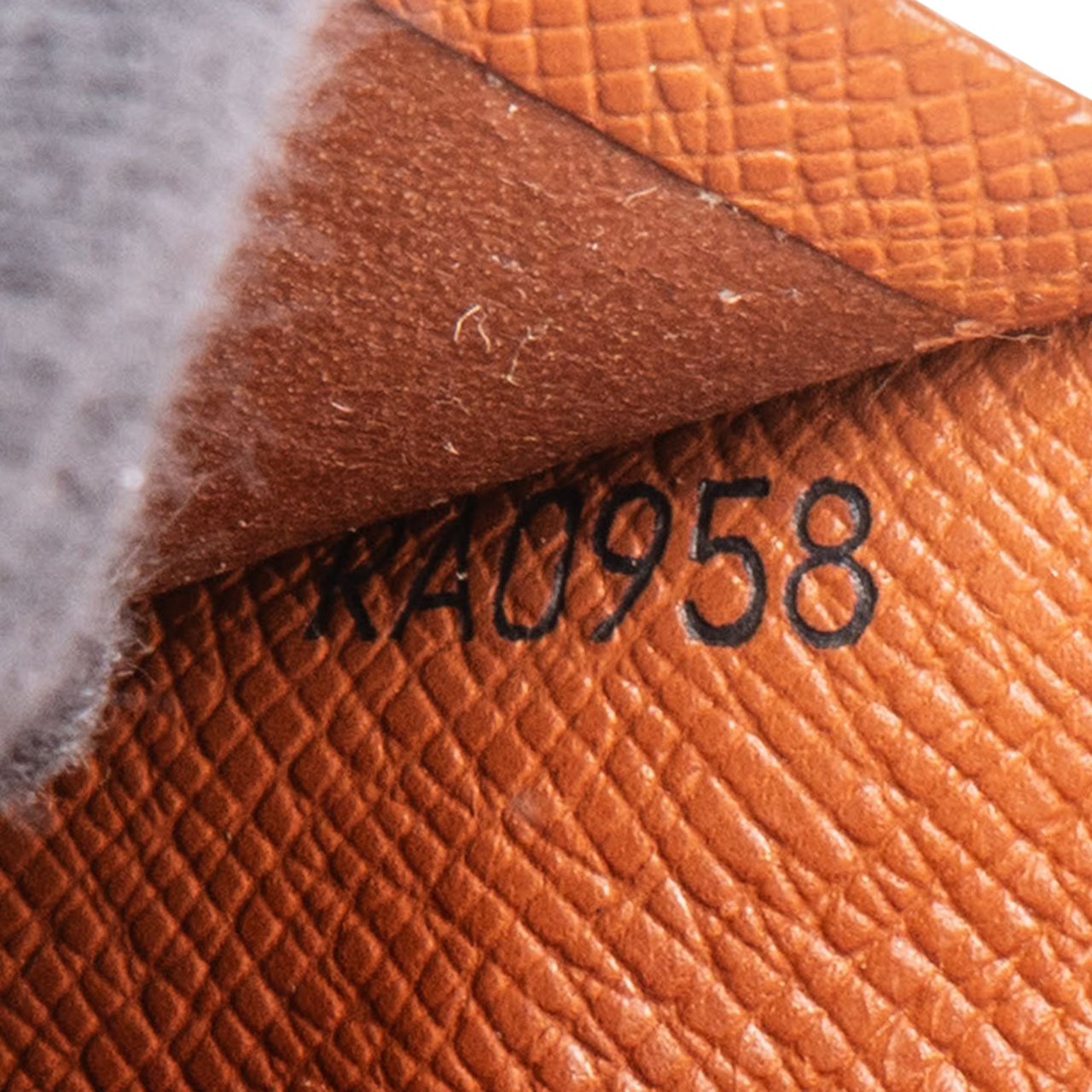 Louis Vuitton Louis Vuitton Canvas Monogram Tresor Wallet Bruin