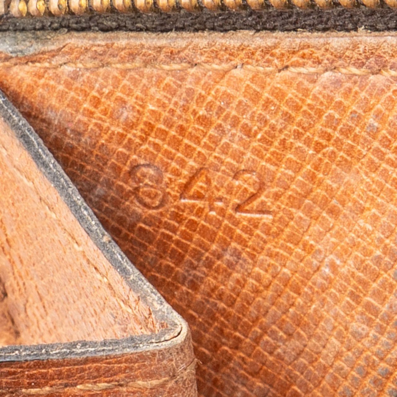 Louis Vuitton Louis Vuitton Canvas Monogram Wallet Bruin