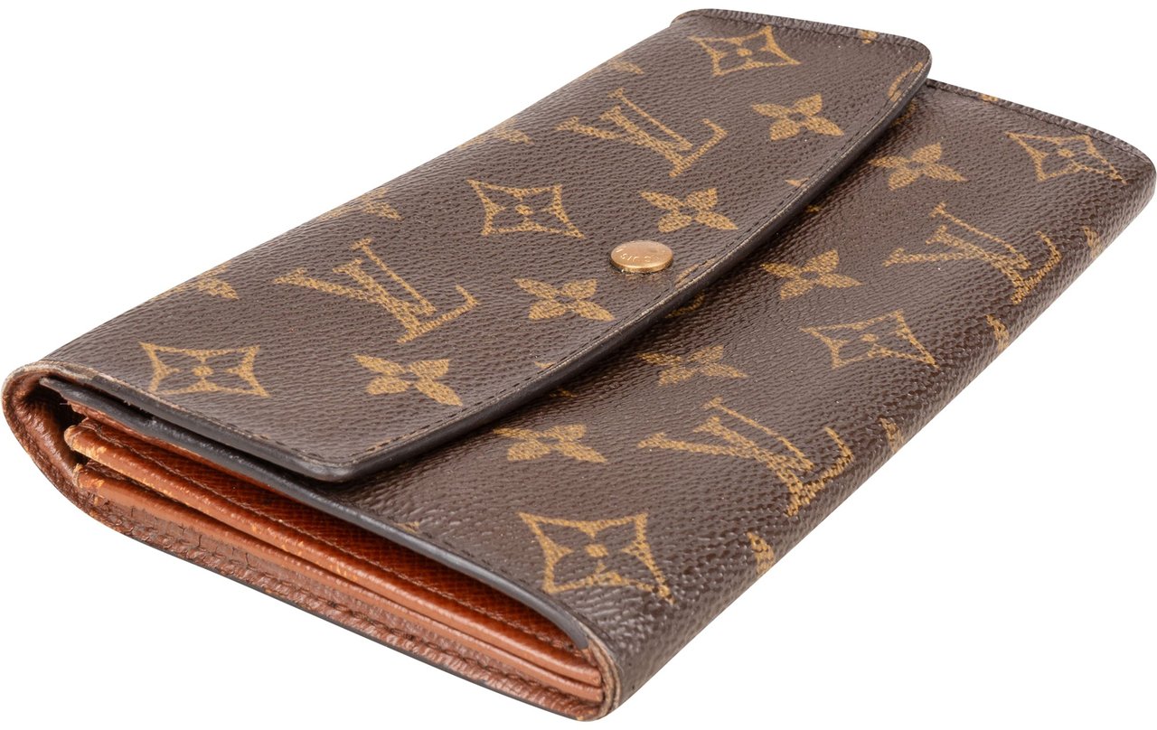 Louis Vuitton Louis Vuitton Canvas Monogram Sarah Wallet Bruin
