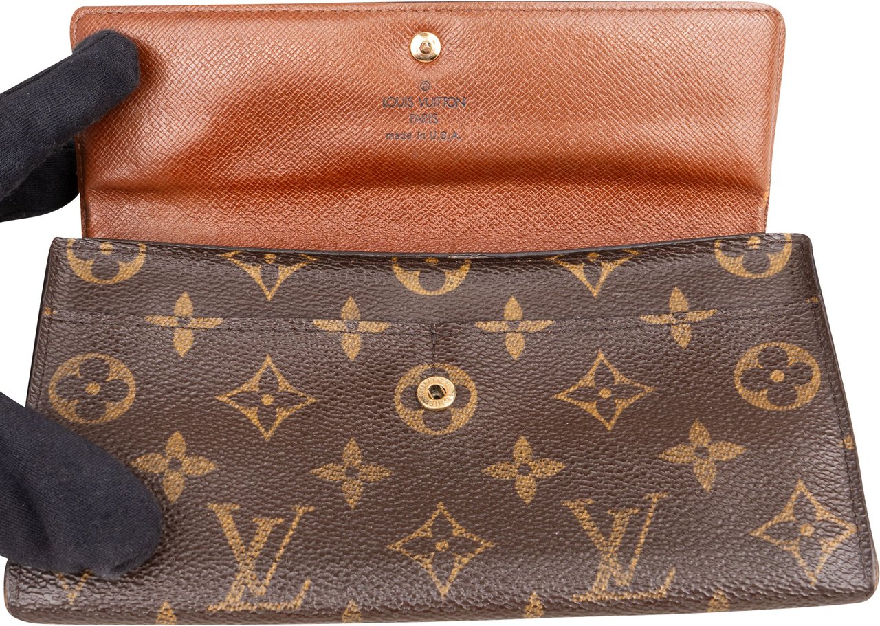 Louis Vuitton Louis Vuitton Canvas Monogram Sarah Wallet Bruin