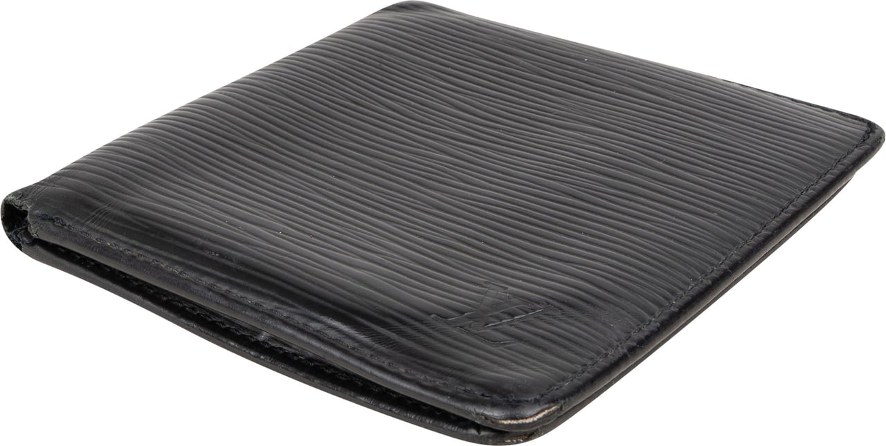Louis Vuitton Louis Vuitton Noir Epi Leather Marco Wallet Zwart