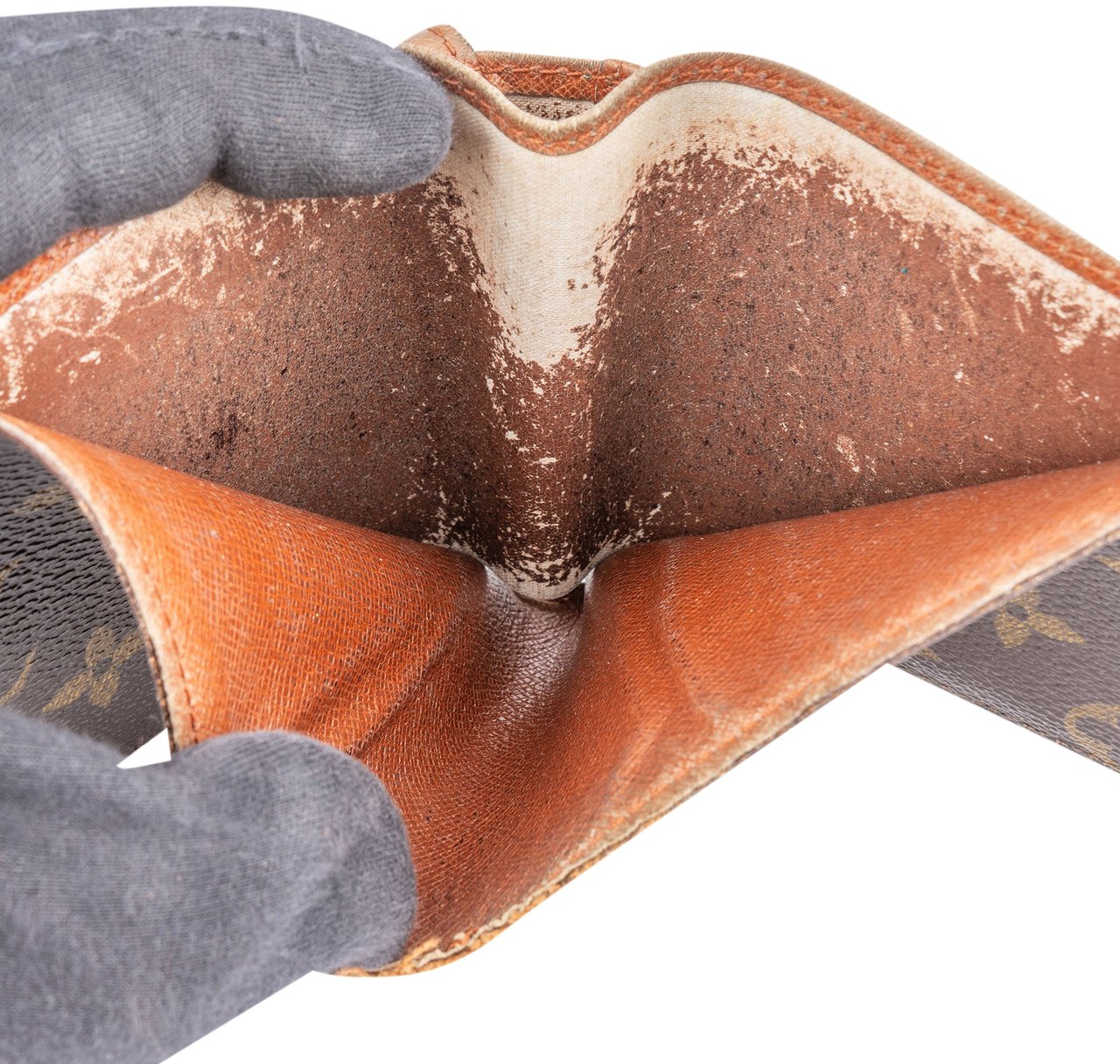 Louis Vuitton Louis Vuitton Canvas Monogram Marco Wallet Bruin