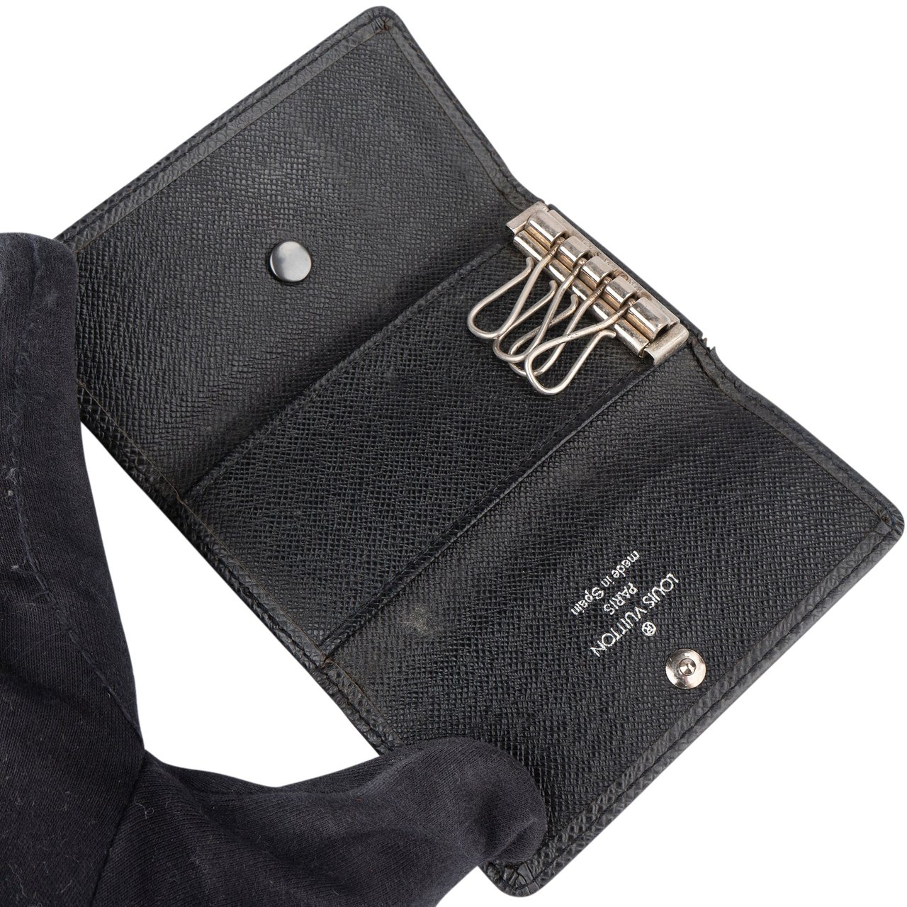 Louis Vuitton Louis Vuitton Noir Taiga Leather Keyholder Zwart