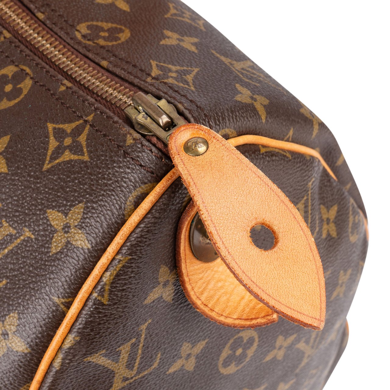 Louis Vuitton Louis Vuitton Canvas Monogram Keepall 45 Bruin