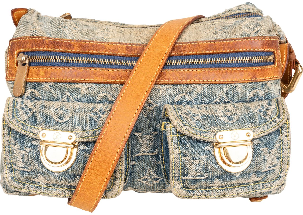 Louis Vuitton Louis Vuitton Denim Monogram Baggy PM Crossbody Bag Blauw