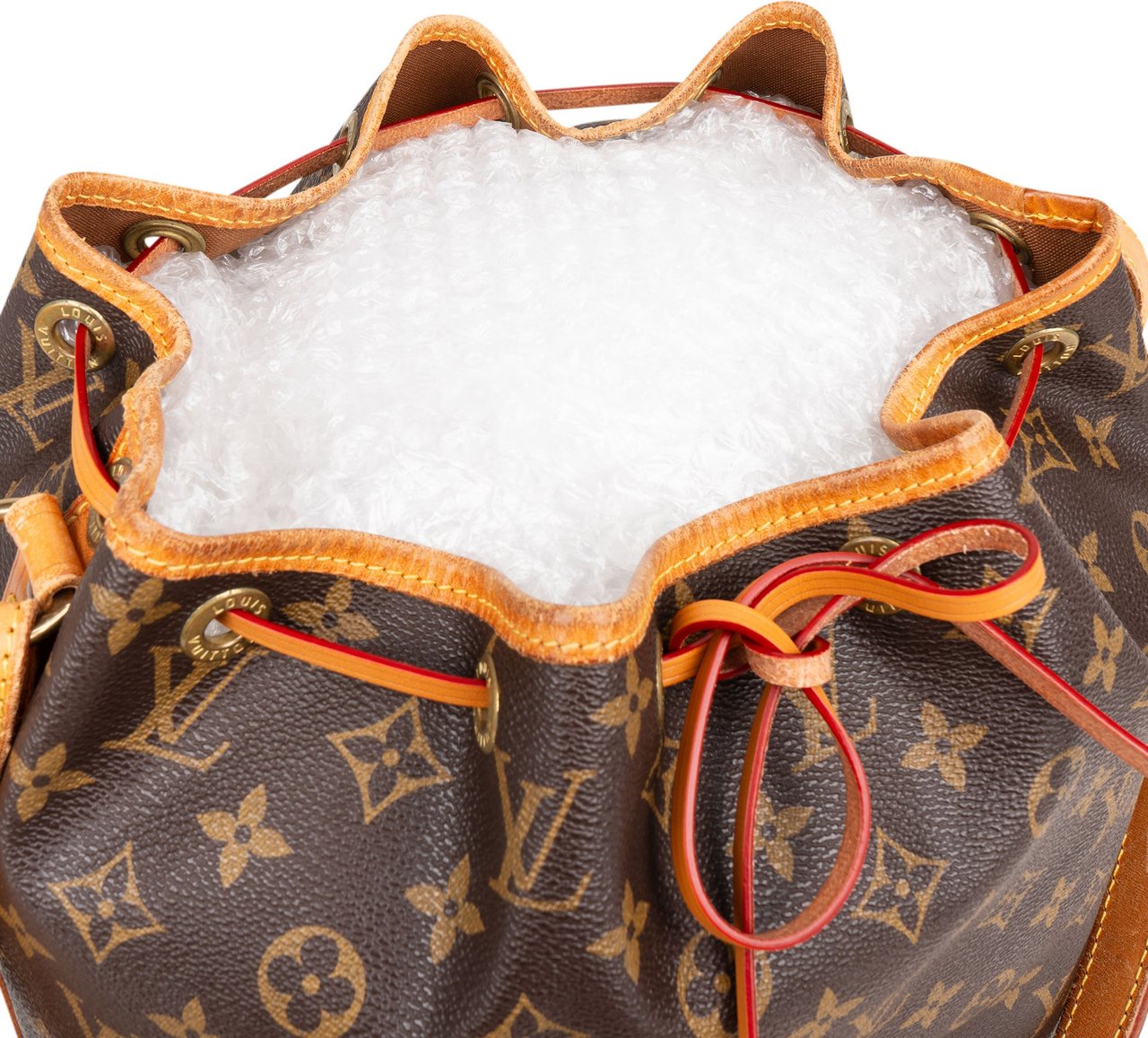 Louis Vuitton Louis Vuitton Canvas Monogram Sac Noe Petit Shoulder Bag Bruin