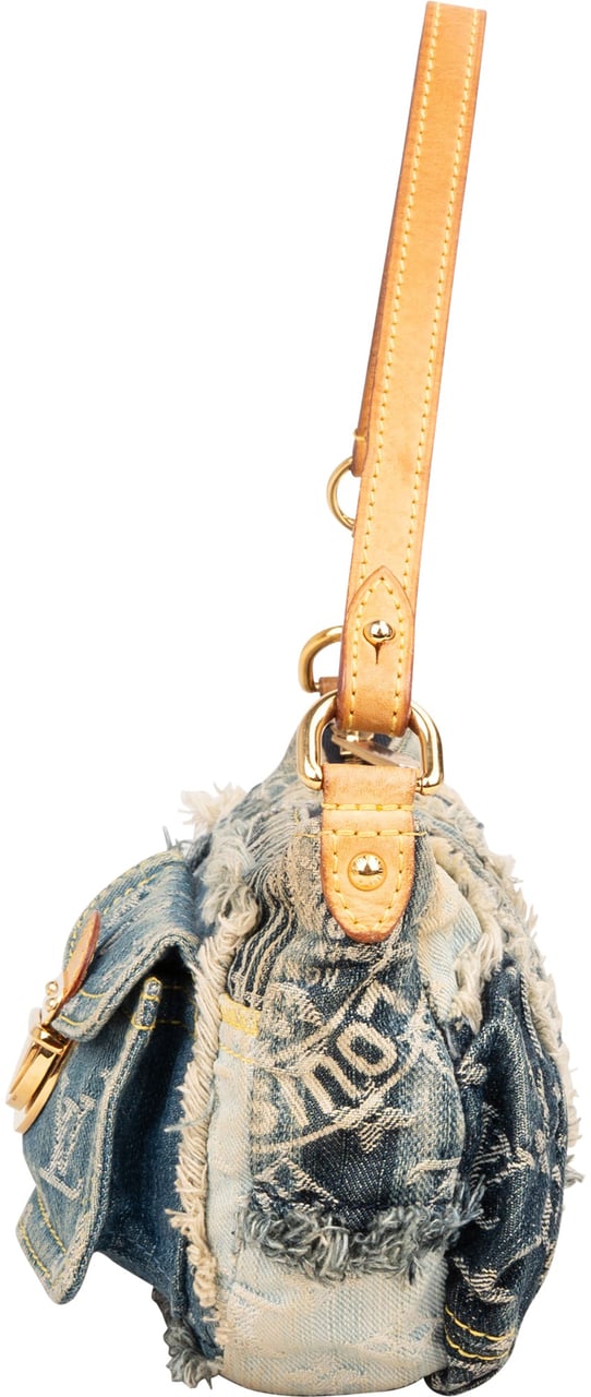 Louis Vuitton Louis Vuitton Denim Patchwork Monogram Pochette Shoulder Bag Blauw