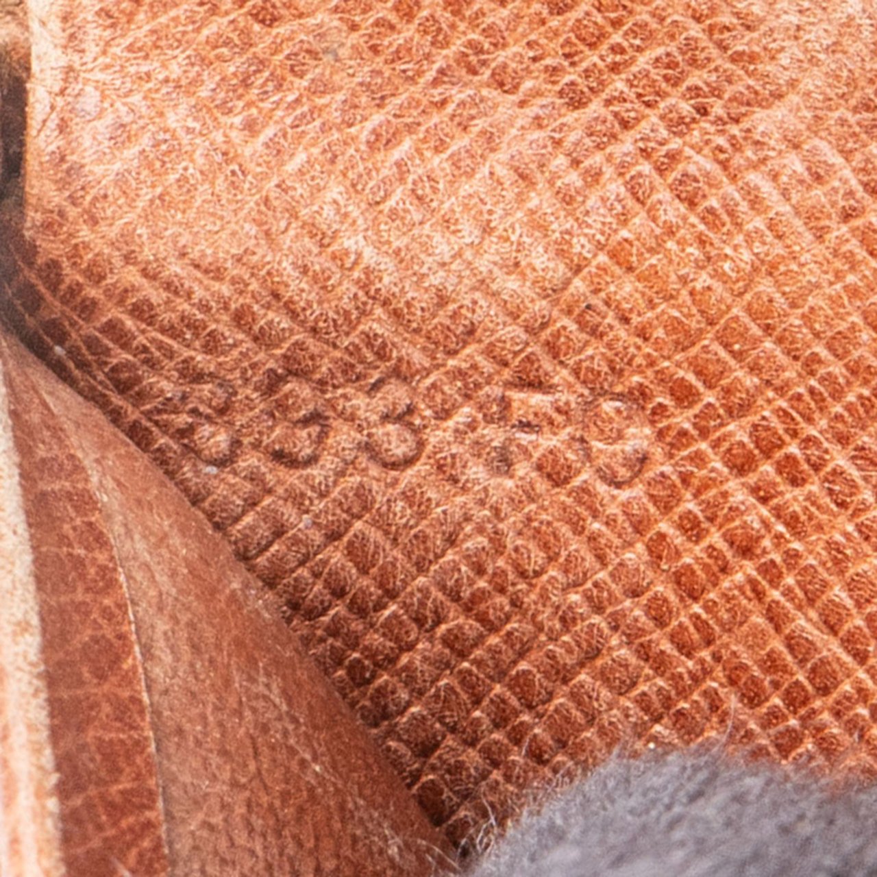 Louis Vuitton Louis Vuitton Canvas Monogram Compact Clip Wallet Bruin