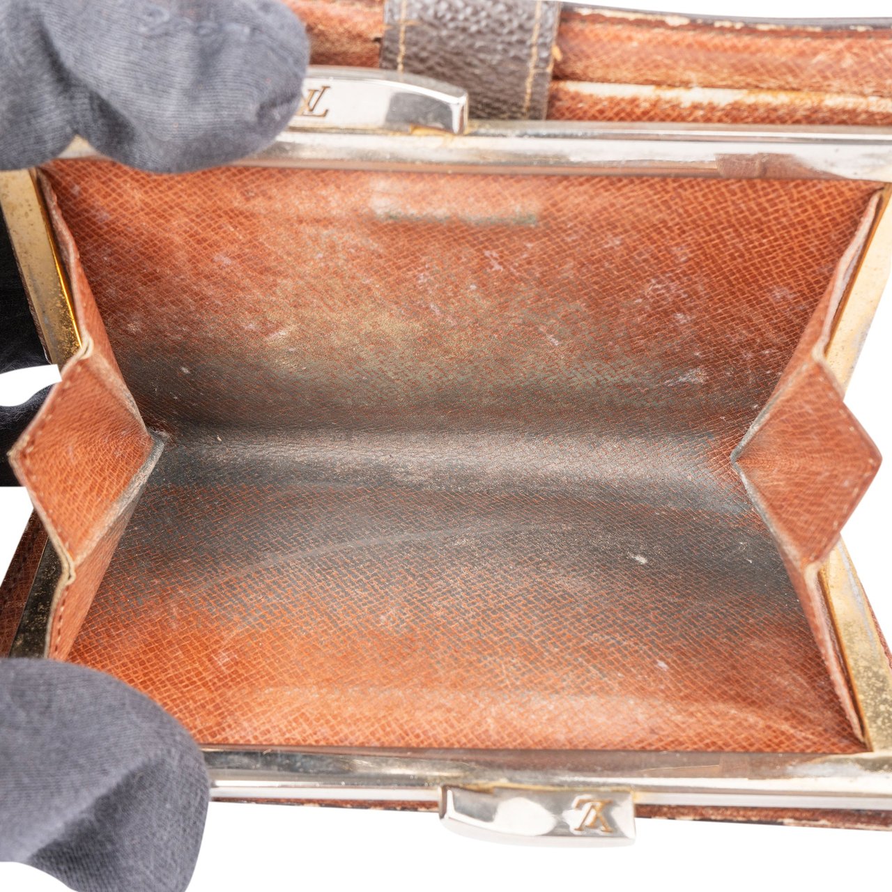 Louis Vuitton Louis Vuitton Canvas Monogram Compact Clip Wallet Bruin