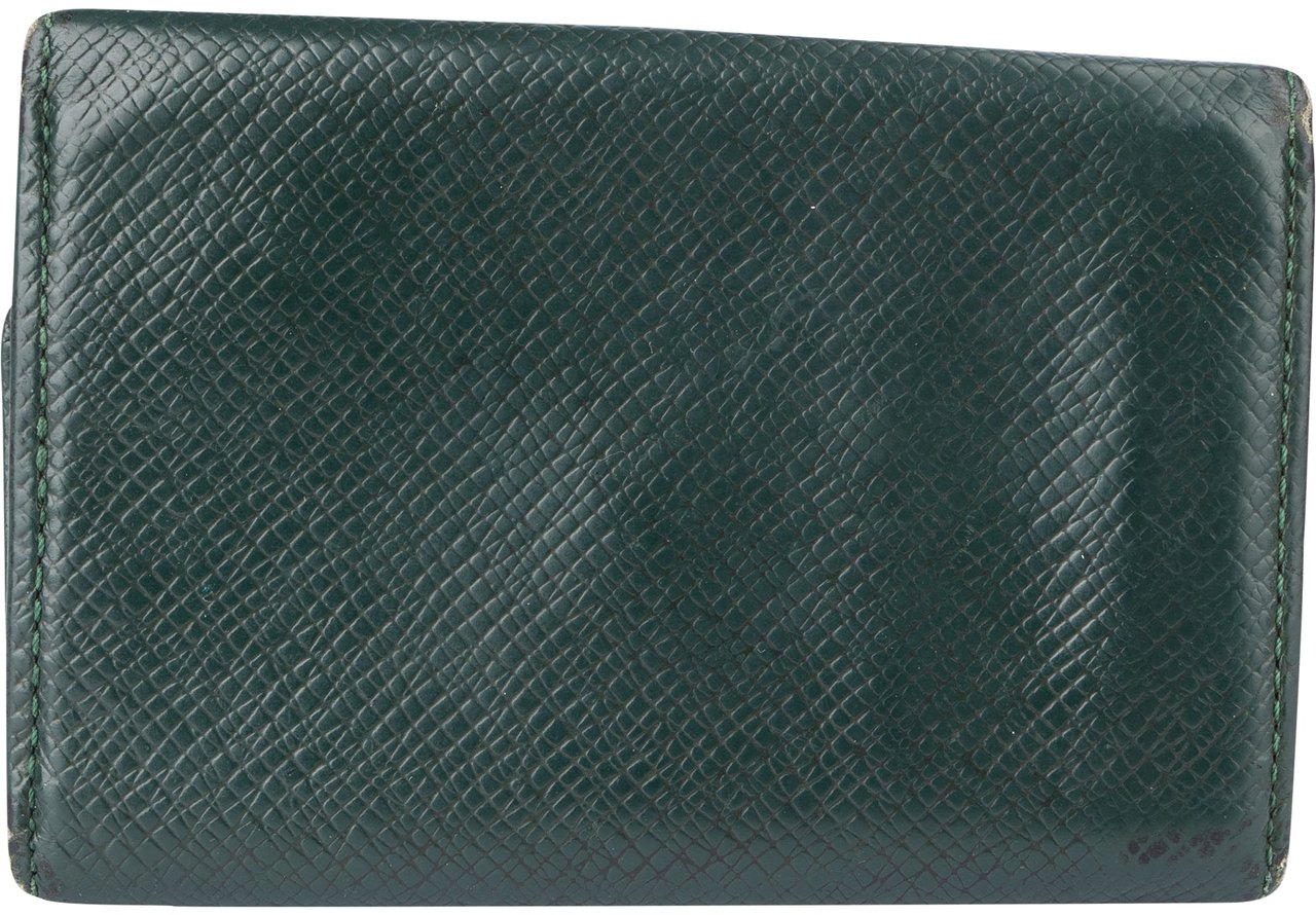 Louis Vuitton Louis Vuitton Green Taiga Leather Keyholder Groen