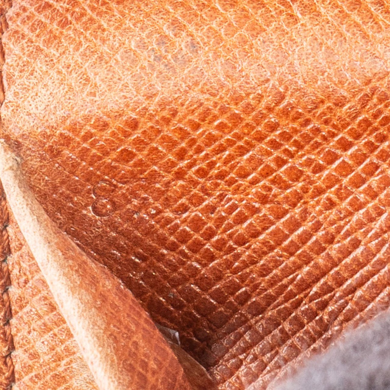 Louis Vuitton Louis Vuitton Canvas Monogram Marco Wallet Bruin