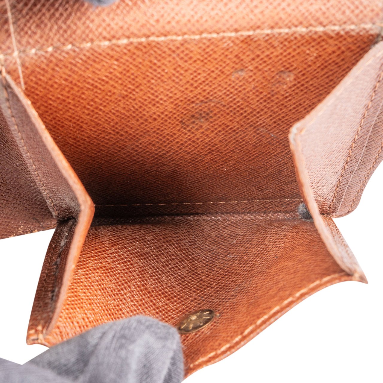 Louis Vuitton Louis Vuitton Canvas Monogram Marco Wallet Bruin