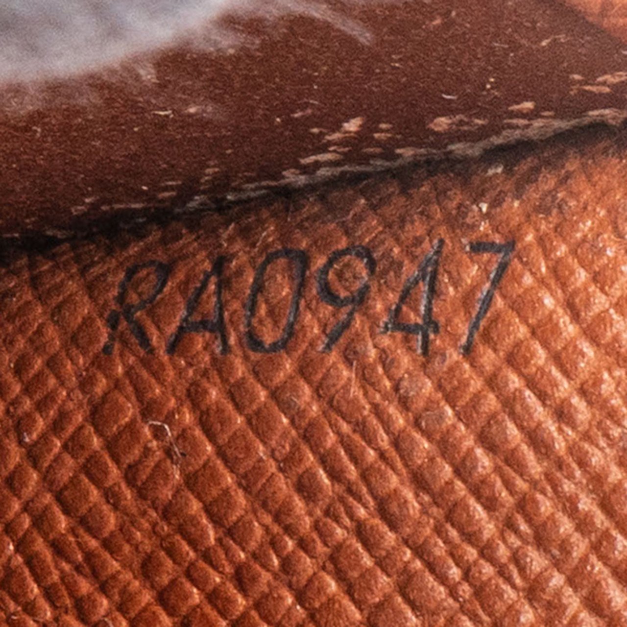 Louis Vuitton Louis Vuitton Canvas Monogram Tresor Wallet Bruin