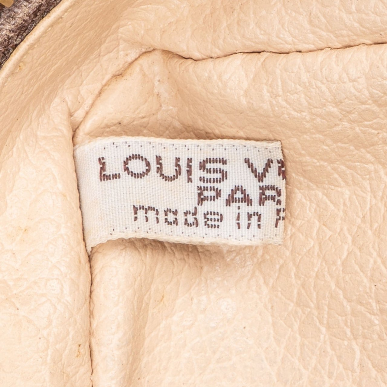 Louis Vuitton Louis Vuitton Canvas Monogram Trousse Toilette 23 Clutch Bruin