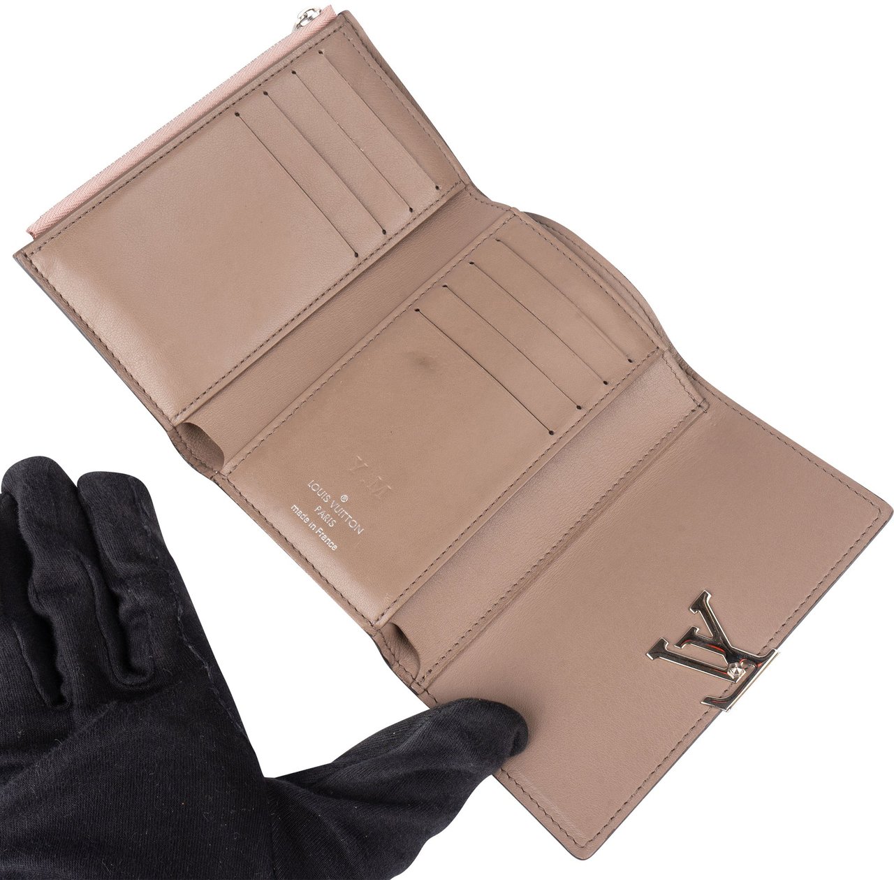 Louis Vuitton Louis Vuitton Taurillon Leather Capucines Compact Wallet Roze