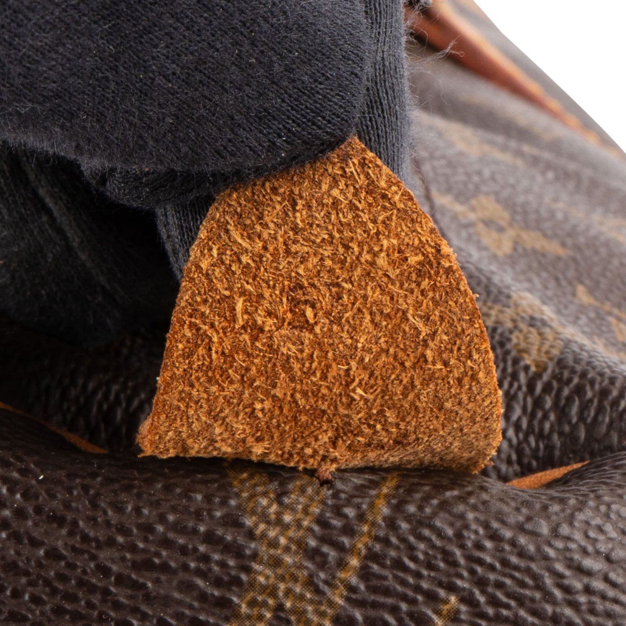 Louis Vuitton Louis Vuitton Canvas Monogram Keepall 55 Bruin