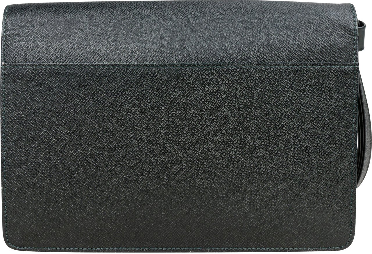 Louis Vuitton Louis Vuitton Green Taiga Leather Kourad Clutch Groen