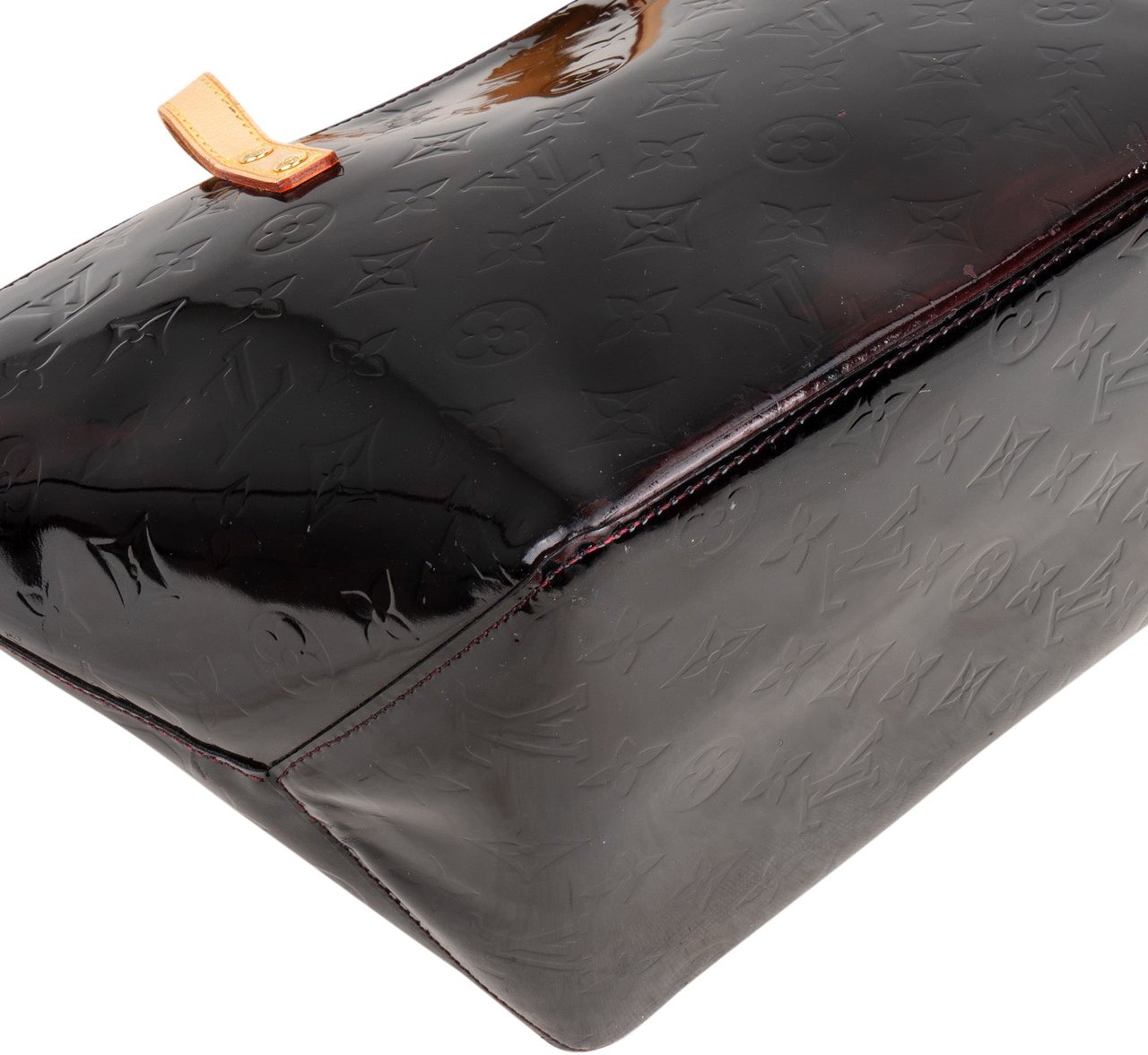 Louis Vuitton Louis Vuitton Vernis Monogram Bellevue PM Handbag Zwart