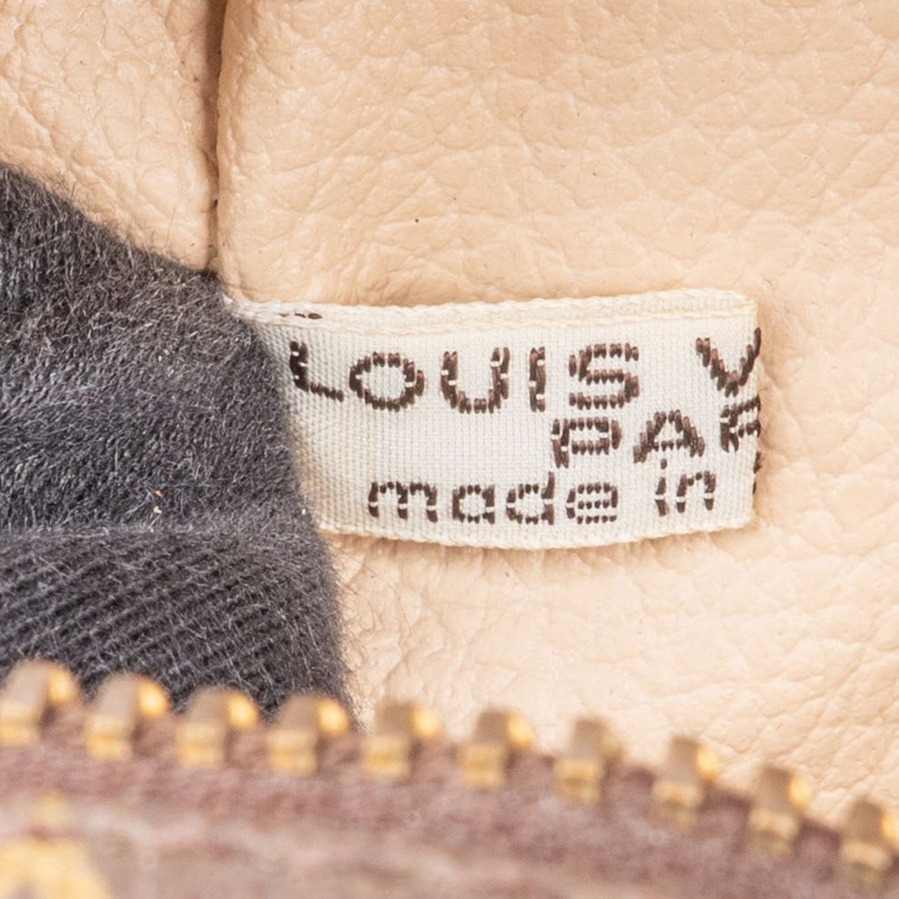 Louis Vuitton Louis Vuitton Canvas Monogram Trousse Toilette 28 Clutch Bruin