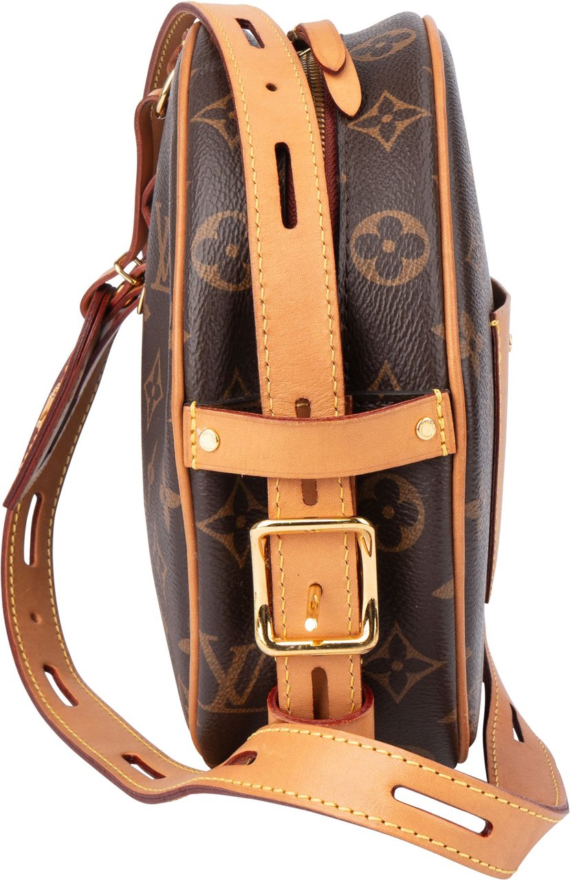 Louis Vuitton Canvas Monogram Boite Chapeau Souple MM Crossbody Bag Bruin