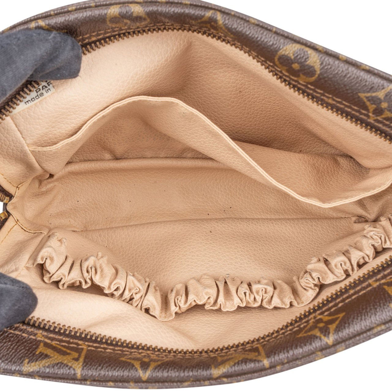 Louis Vuitton Louis Vuitton Canvas Monogram Trousse Toilette 23 Clutch Bruin