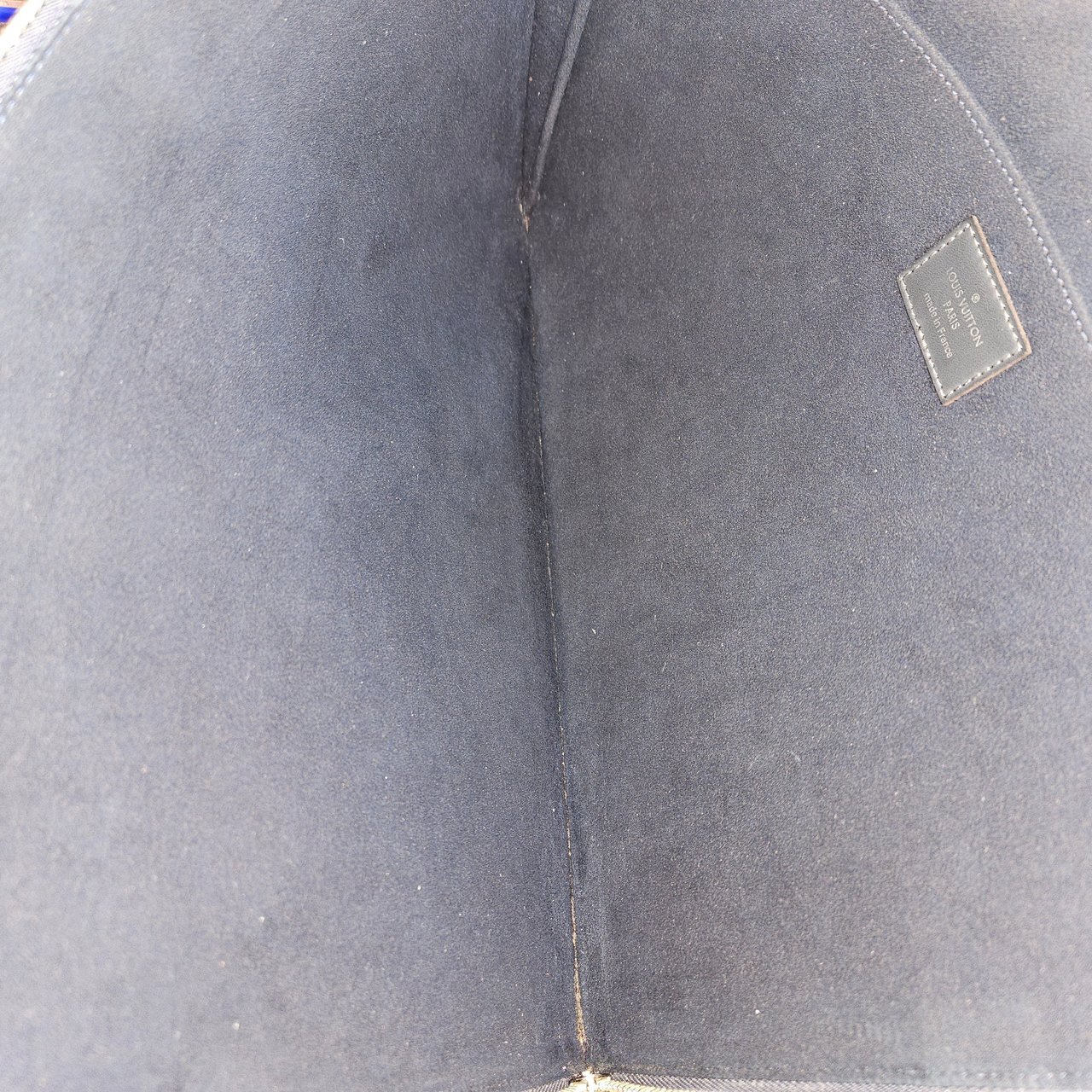 Louis Vuitton Louis Vuitton Noir Epi Leather Laptop Clutch Zwart