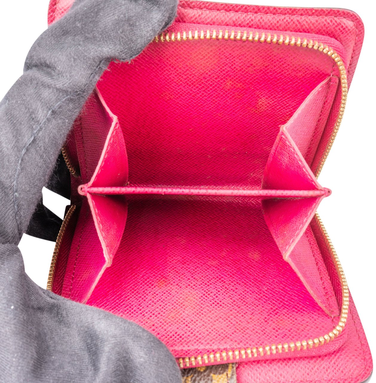 Louis Vuitton Louis Vuitton Limited Perforated Monogram Clip Wallet Bruin