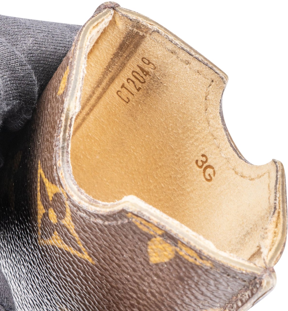 Louis Vuitton Louis Vuitton Canvas Monogram Case Bruin