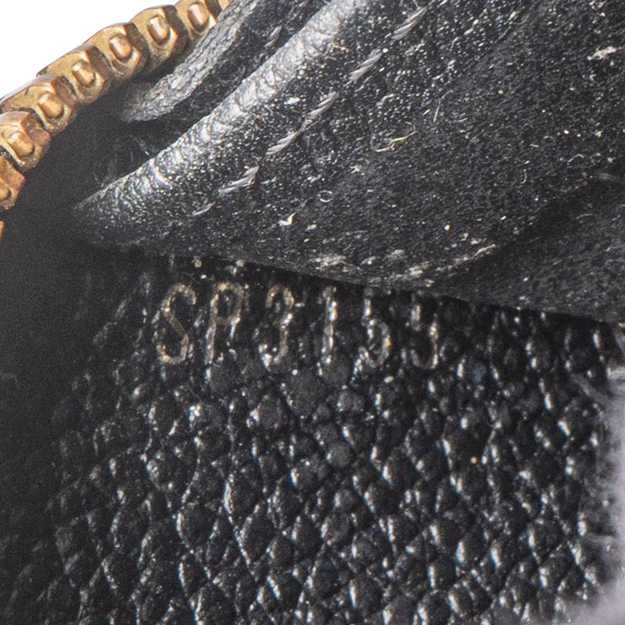 Louis Vuitton Louis Vuitton Empreinte Monogram Leather Zippy Wallet Zwart