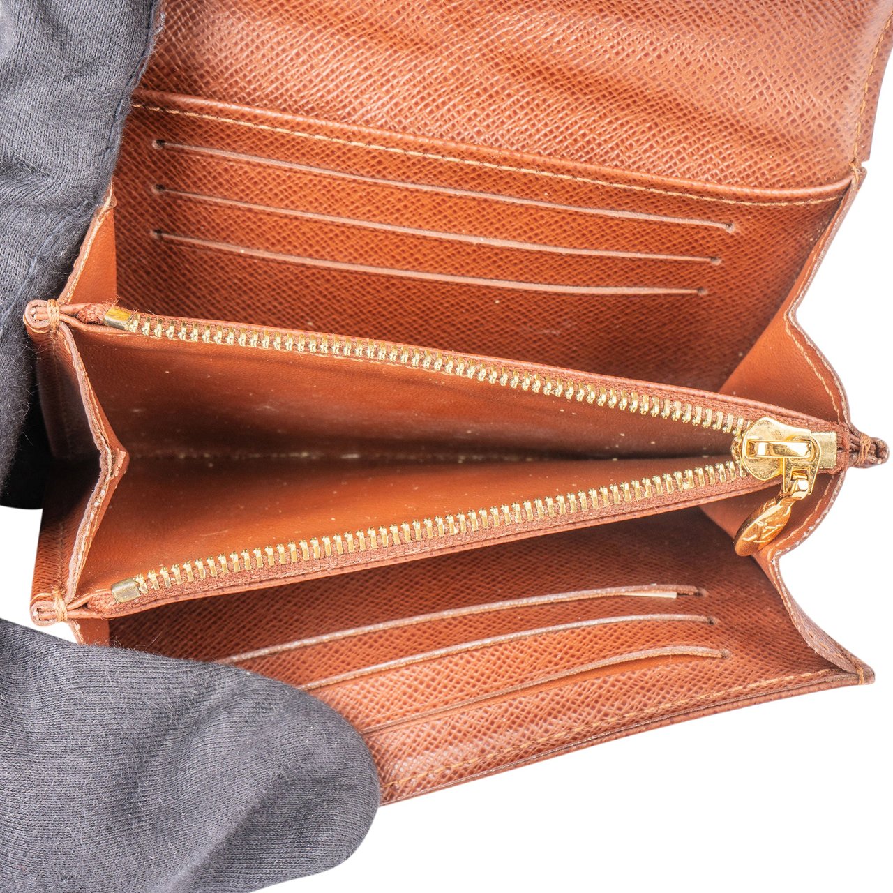 Louis Vuitton Louis Vuitton Canvas Monogram Compact Wallet Bruin