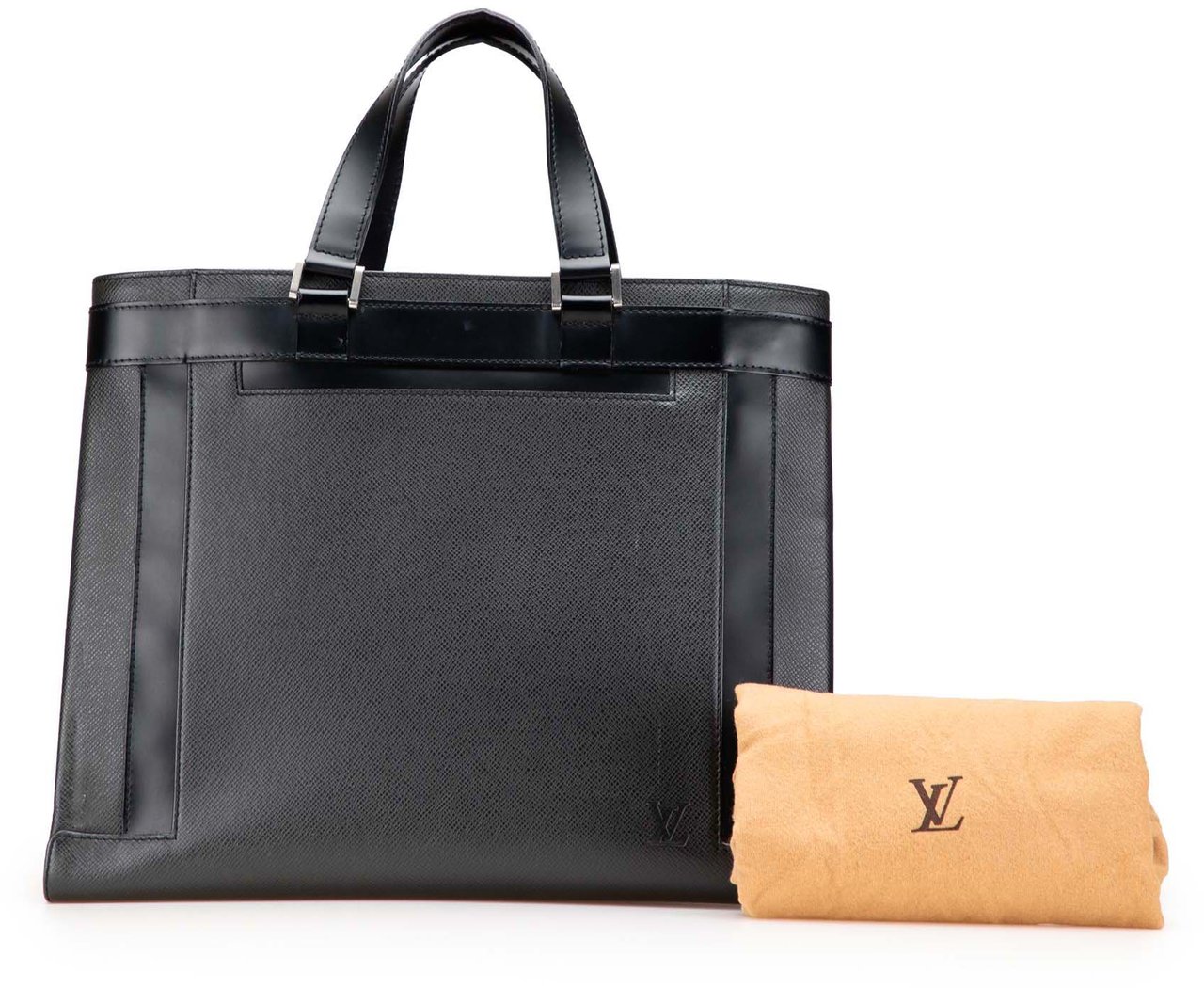 Louis Vuitton Taiga Kasbek PM Zwart