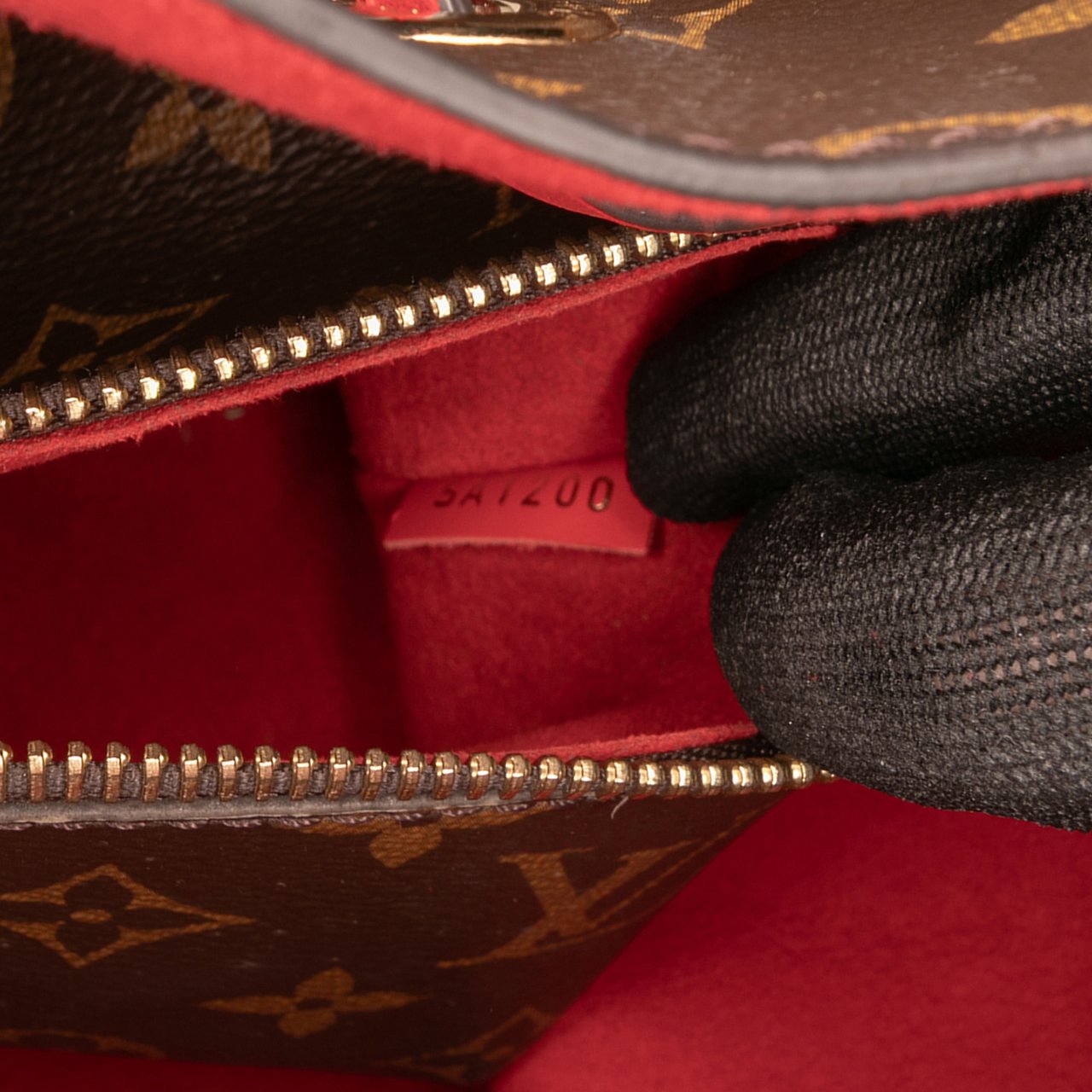 Louis Vuitton Monogram Neonoe MM Bruin