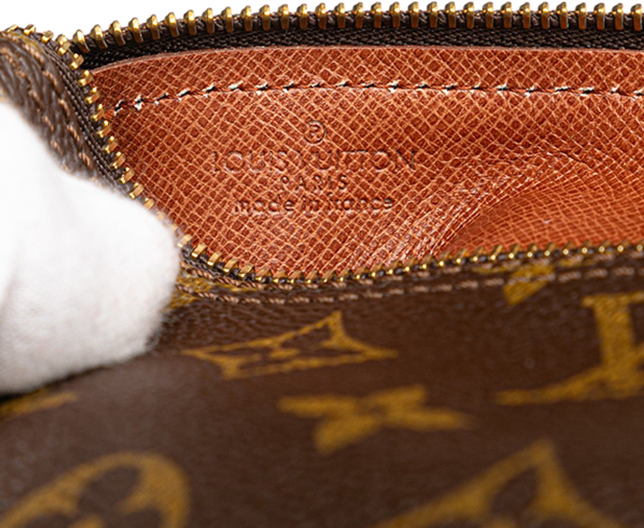 Louis Vuitton Monogram Trousse Ronde Pencil Case 20 Bruin