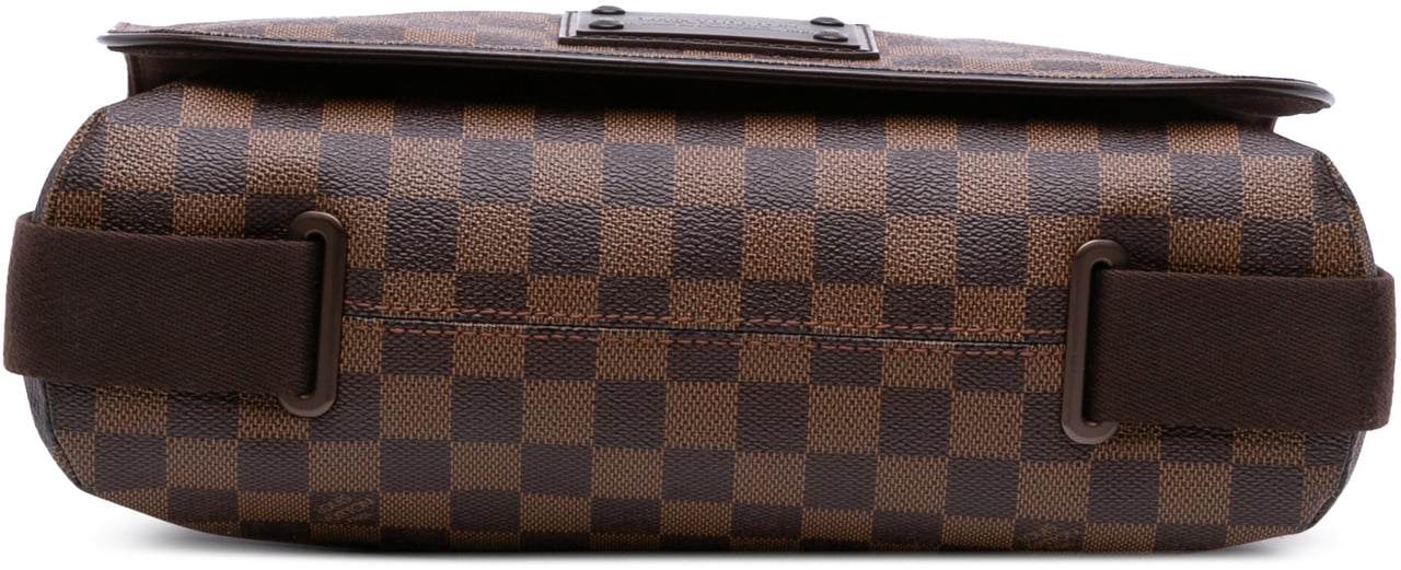 Louis Vuitton Damier Ebene Brooklyn MM Bruin