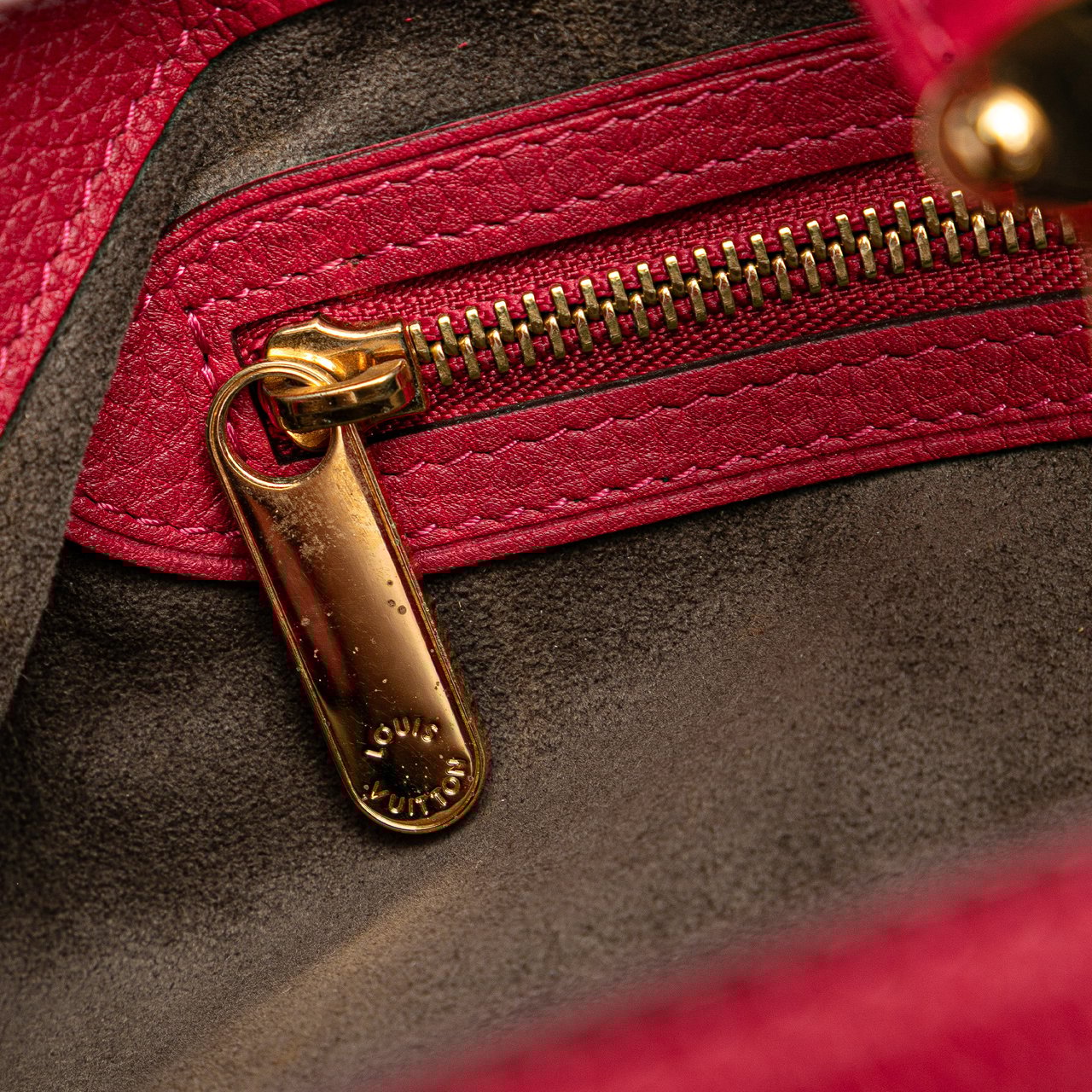 Louis Vuitton Monogram Mahina Cirrus PM Rood