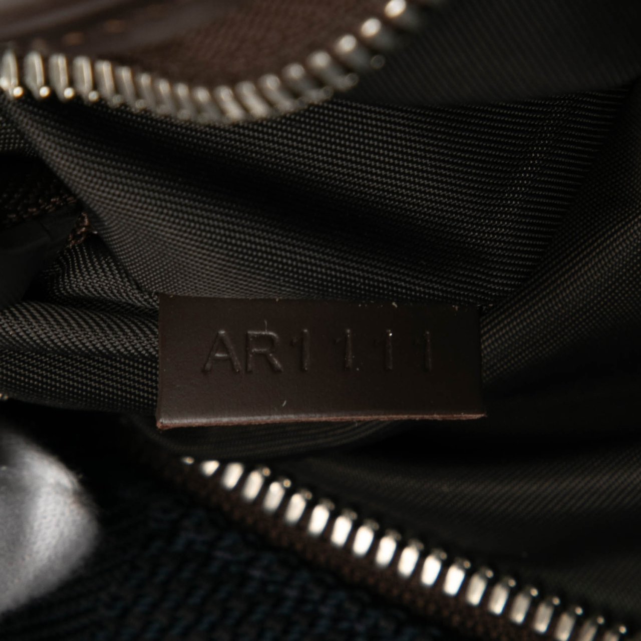 Louis Vuitton Damier Geant Acrobat Blauw