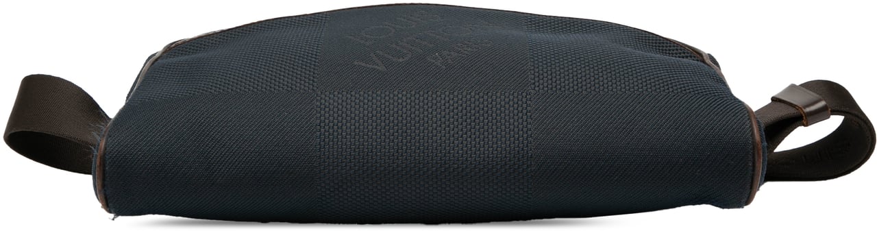 Louis Vuitton Damier Geant Acrobat Blauw