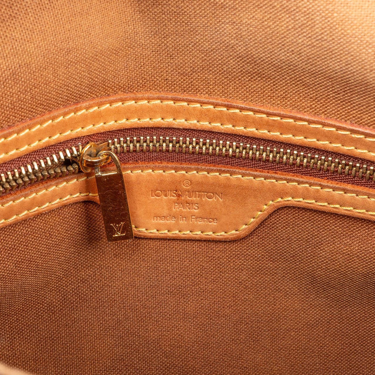 Louis Vuitton Louis Vuitton Canvas Monogram Looping PM Shoulder Bag Bruin