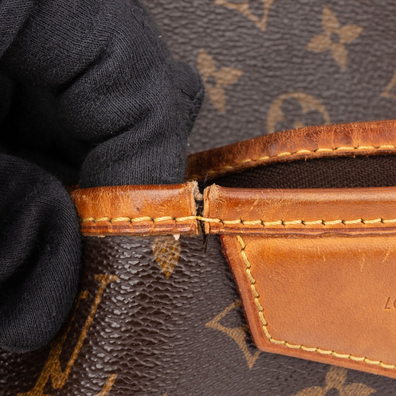 Louis Vuitton Canvas Monogram Estrela MM Handbag Bruin
