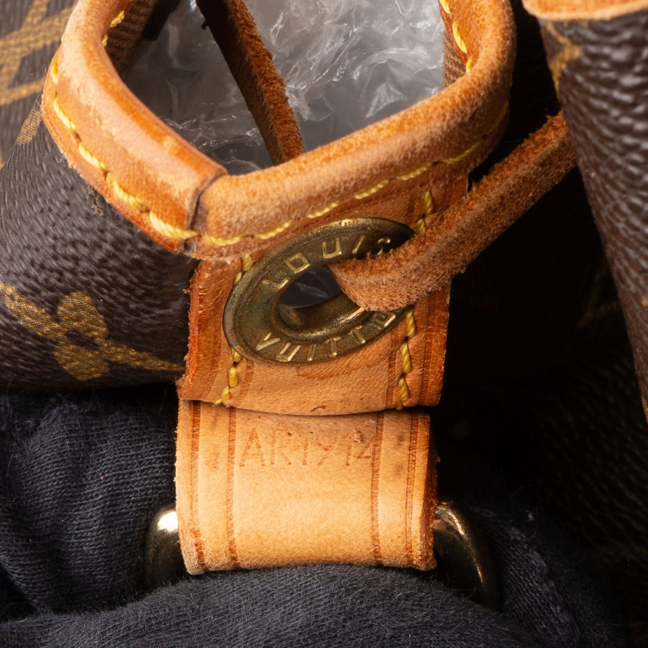 Louis Vuitton Louis Vuitton Canvas Monogram Sac Noe Grande Shoulder Bag Bruin