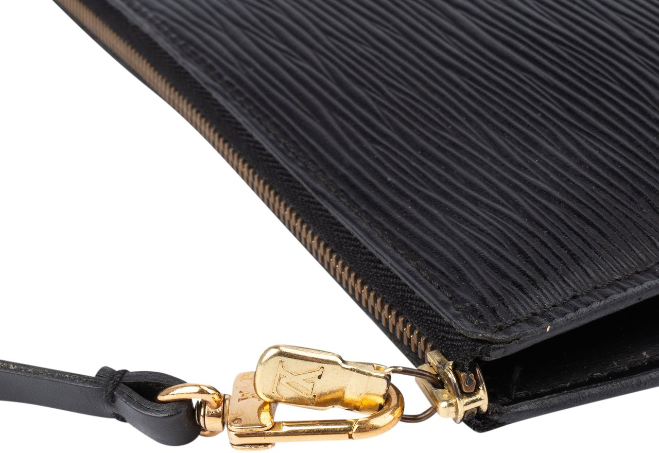 Louis Vuitton Louis Vuitton Noir Epi Leather Pochette Accessoire Handbag Zwart