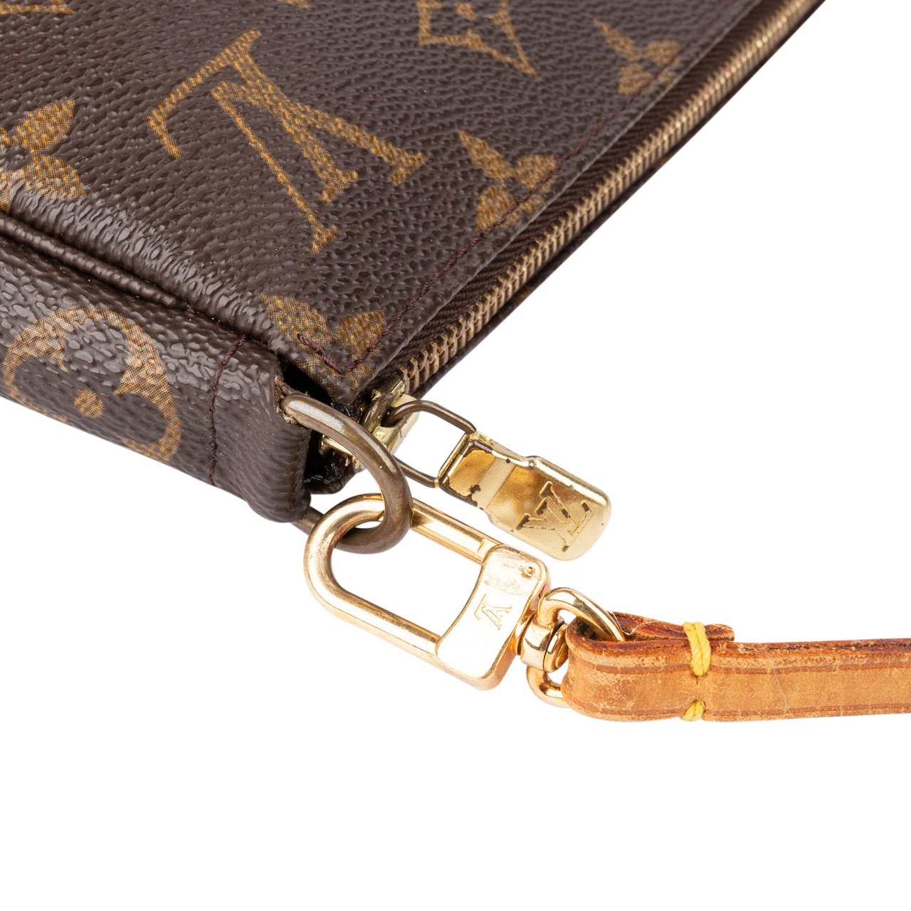 Louis Vuitton Louis Vuitton Canvas Monogram Pochette Accessoire Handbag Bruin