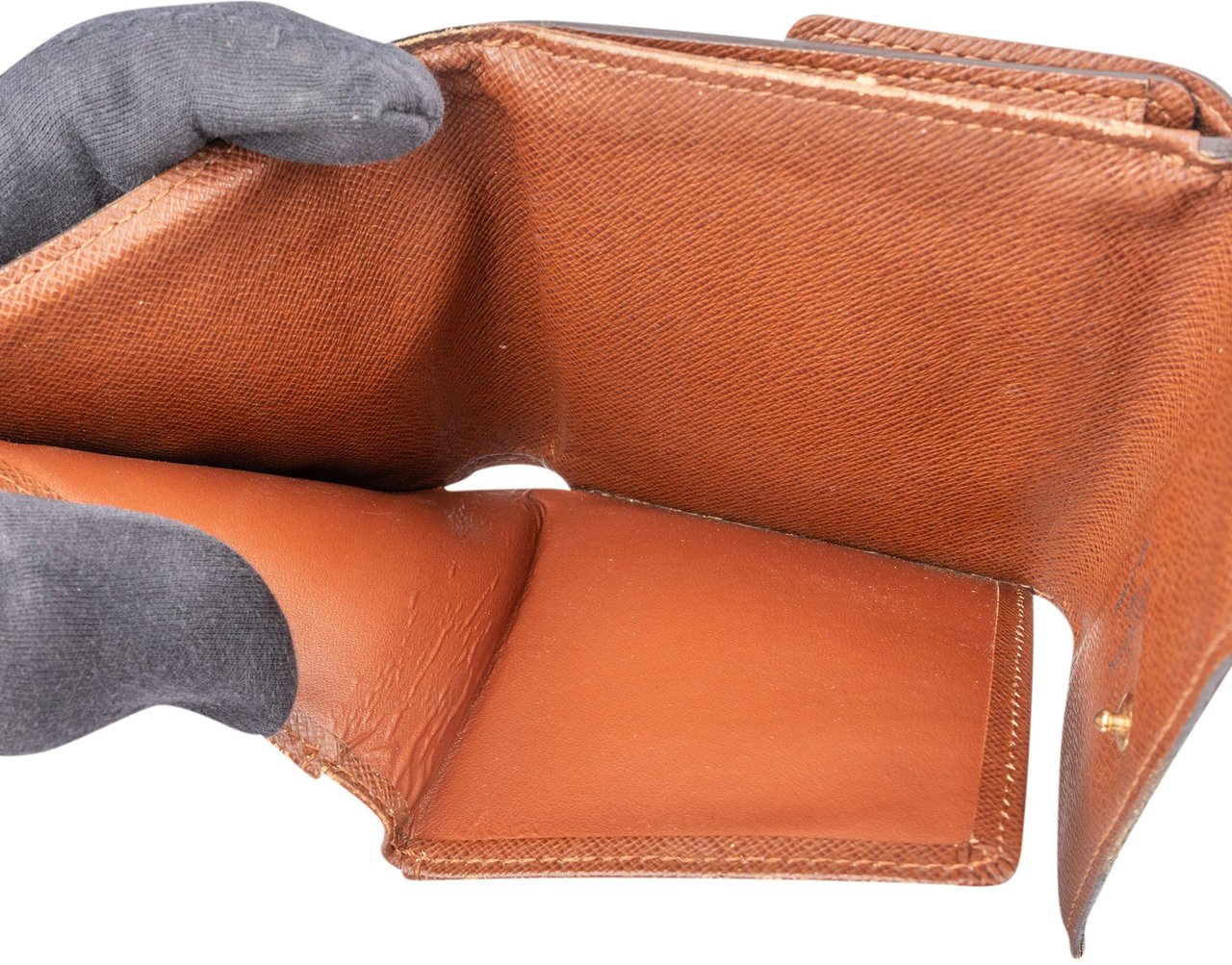 Louis Vuitton Louis Vuitton Canvas Monogram Elise Wallet Bruin