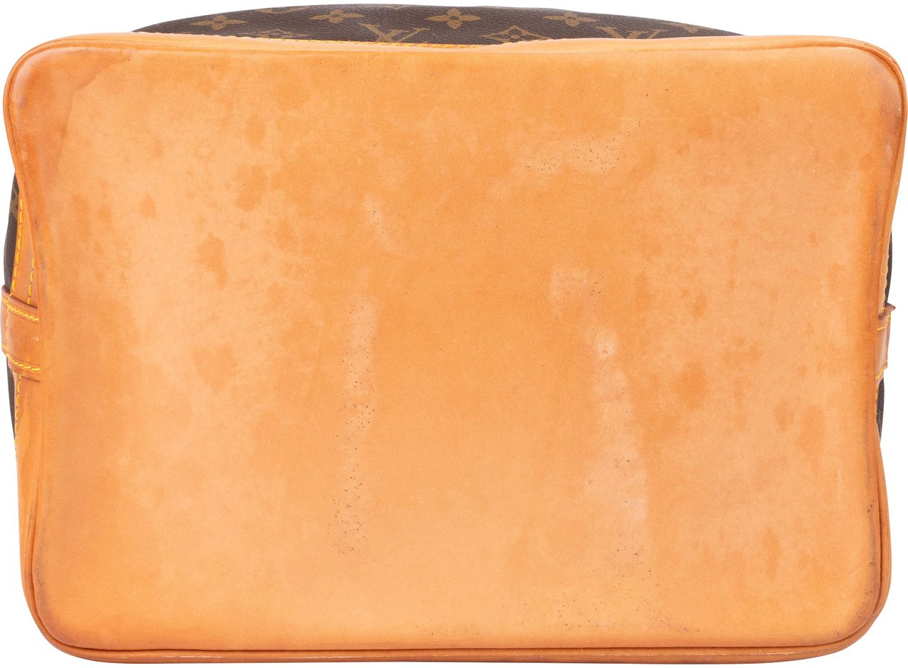 Louis Vuitton Louis Vuitton Canvas Monogram Sac Noe Grande Shoulder Bag Bruin