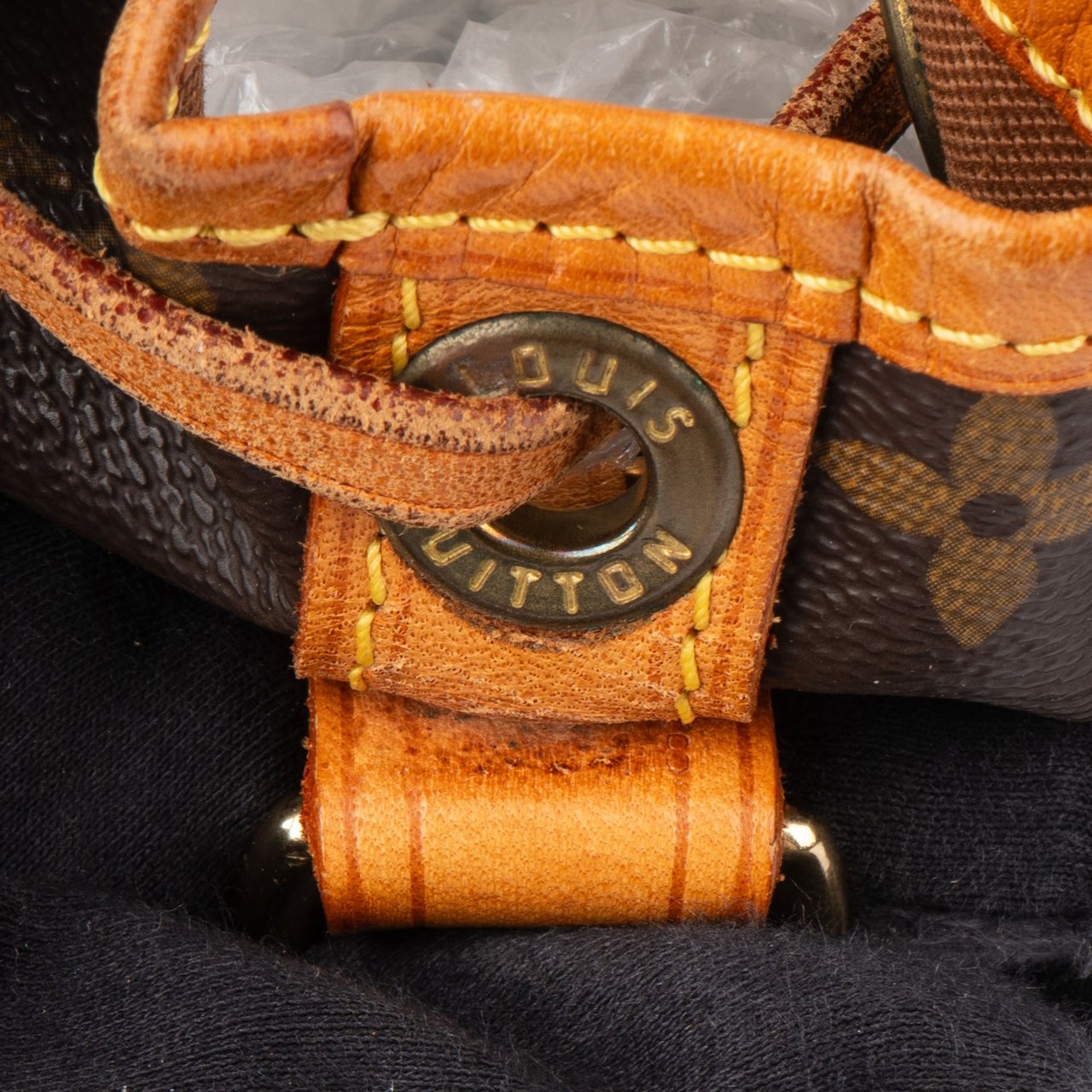 Louis Vuitton Louis Vuitton Canvas Monogram Sac Noe Petit Shoulder Bag Bruin