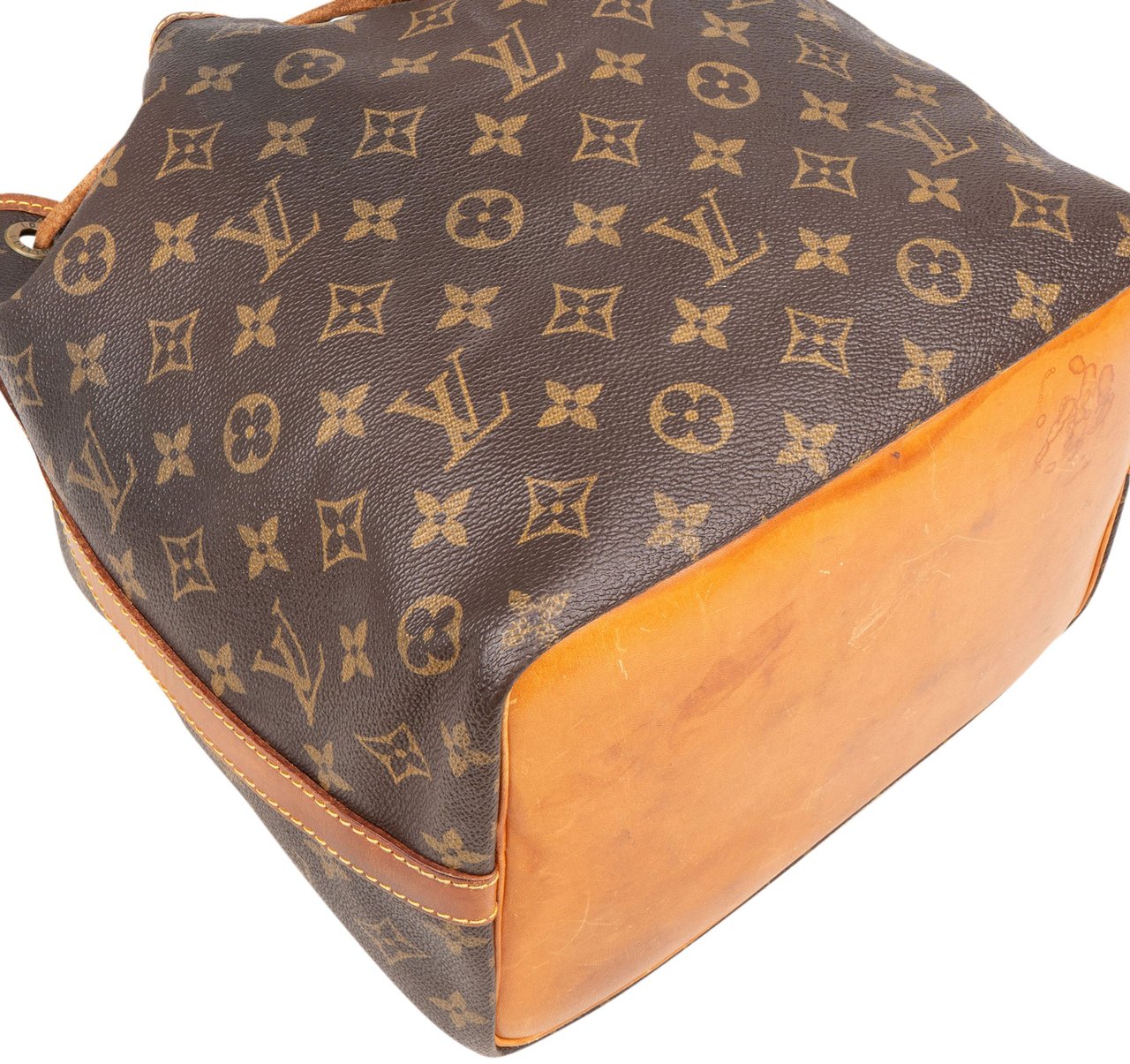 Louis Vuitton Louis Vuitton Canvas Monogram Sac Noe Petit Shoulder Bag Bruin