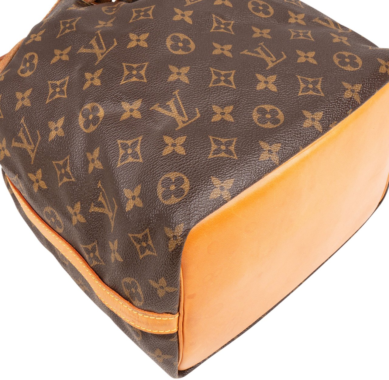 Louis Vuitton Louis Vuitton Canvas Monogram Sac Noe Petit Shoulder Bag Bruin